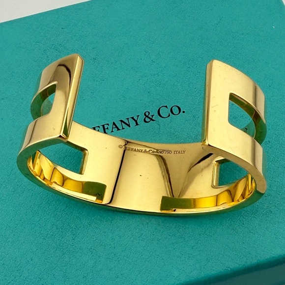 RARE Tiffany & Co. 18k Open Cuff in Yellow Gold Dover Street, 43g - Picture 5 of 9